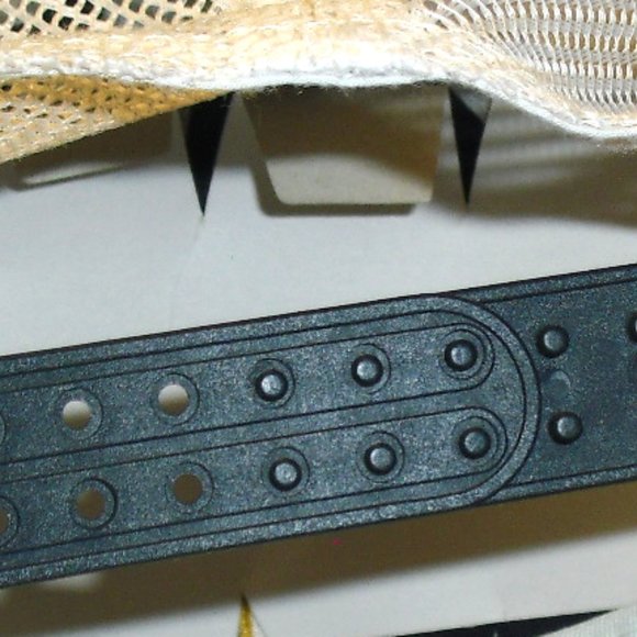 Michigan Wolverines Mesh Sides Back Trucker Snapback hat New Ncaa - Picture 4 of 4